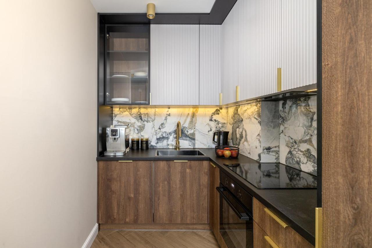 2-Bedroom Delux Apartment Wwa25 Варшава Екстериор снимка